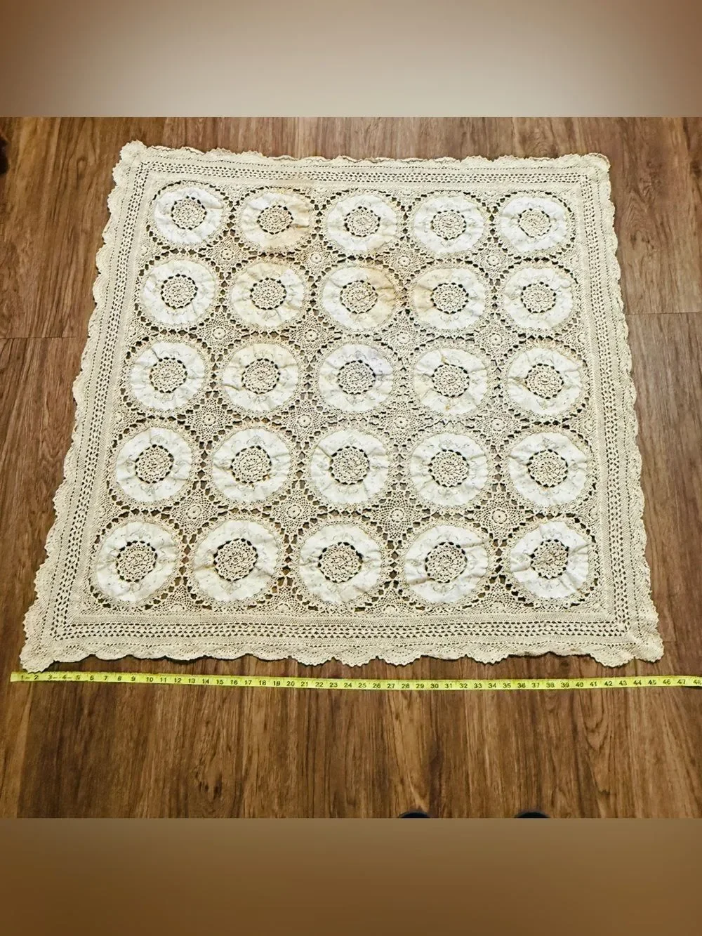 Vintage 1970’s Handmade Crocheted Embroidered Linen Tablecloth Lace Medallions